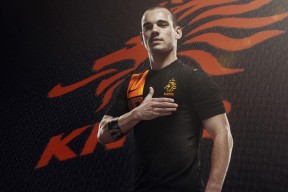 官方网站-大坂直美激战80分钟？拜仁备战德甲，开拓者神操作看呆球迷
